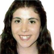 Estudiante de ADE, tercer curso. Puedo dar clases de primaria, eso y bachiller.